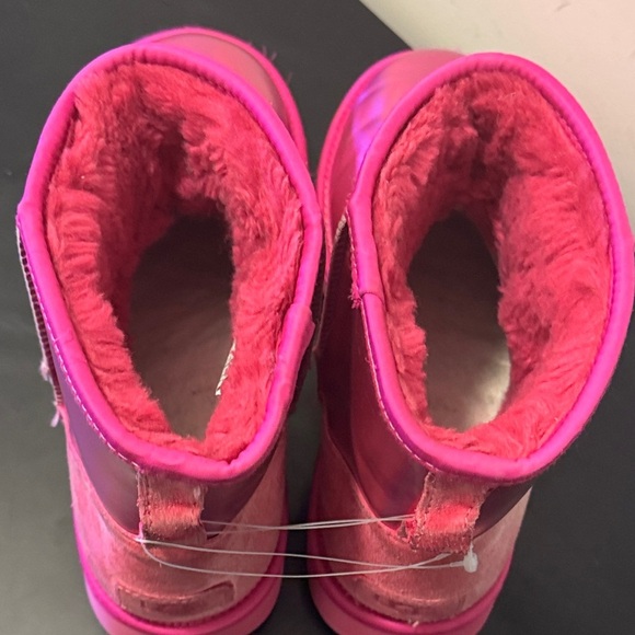 UGG Pink Metallic Ankle Boots - Picture 4 of 14